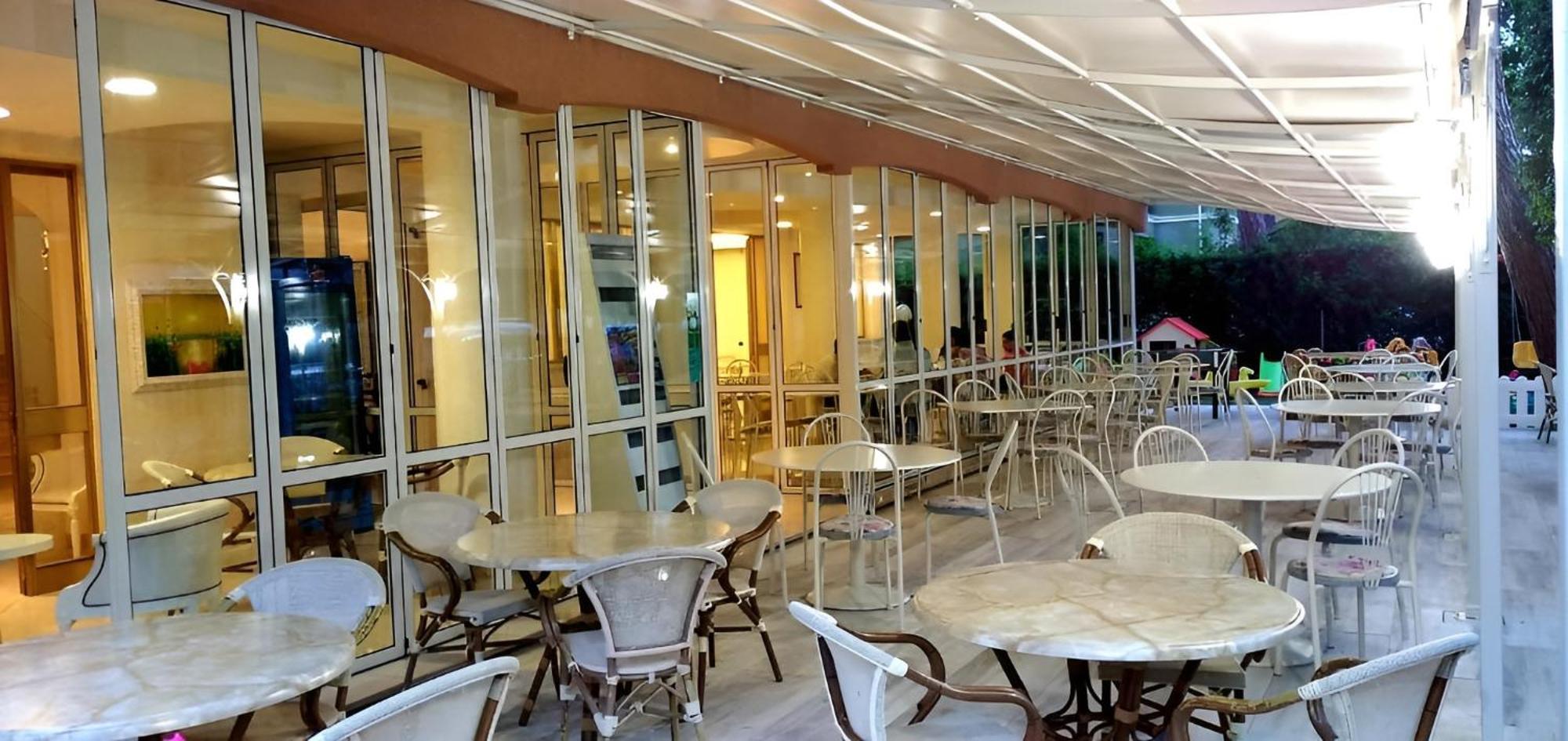 Hotel Gioiosa Cesenatico Exterior foto